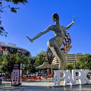 ‘Bliss Dance’ sculpture
