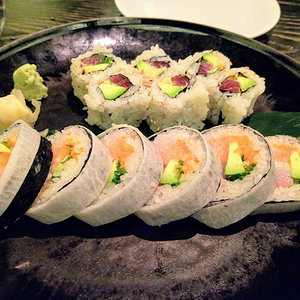 Sushi rolls