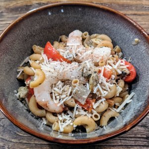 Pasta with baby clam and shrimp sauce