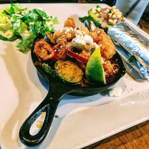 Cast iron cookware