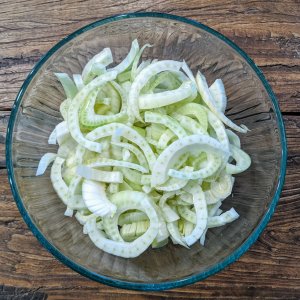 Sliced fennel