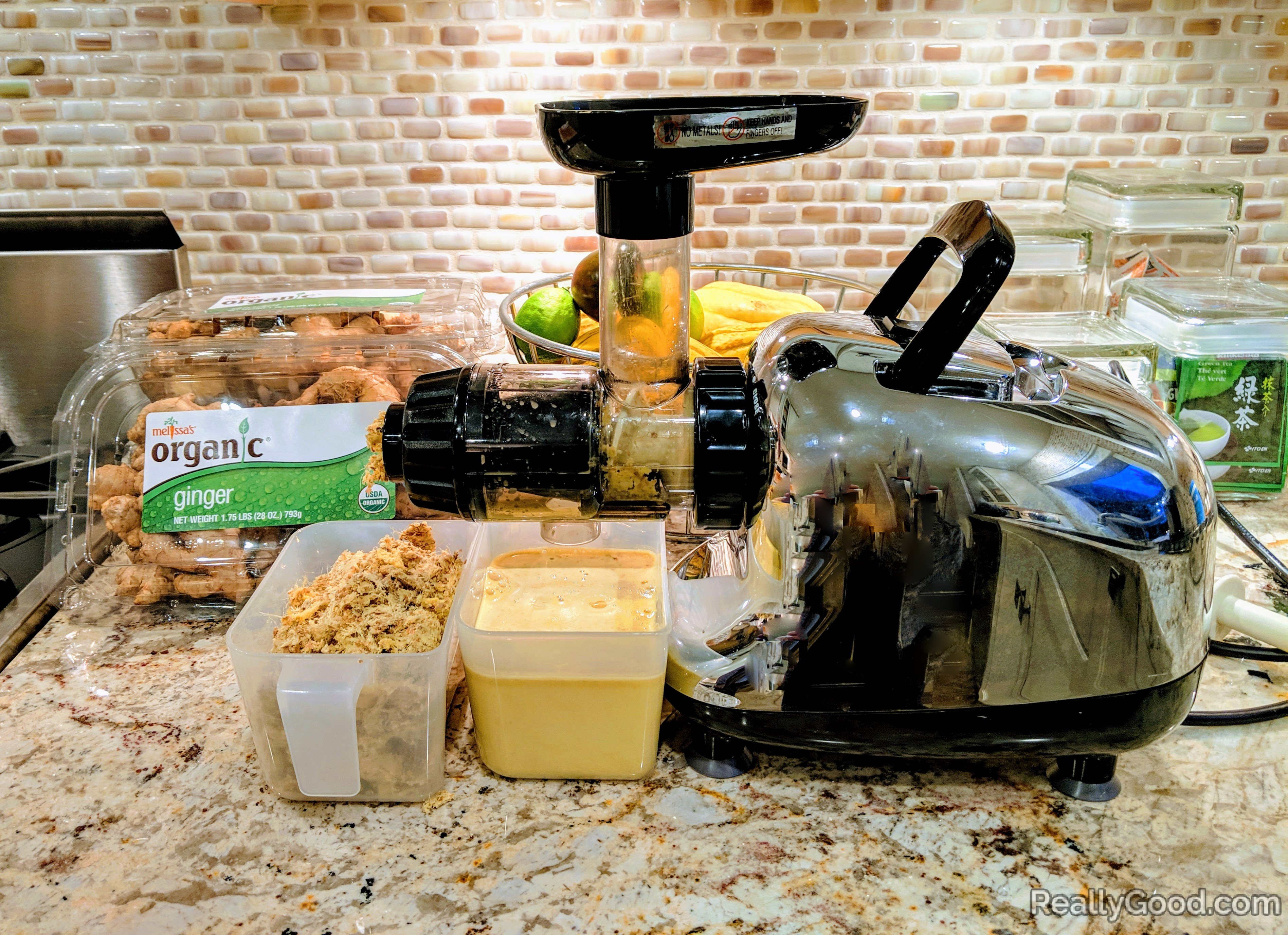 Juicing organic ginger